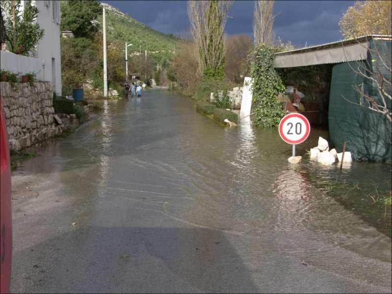 Poplava u Metkovicu (05)
